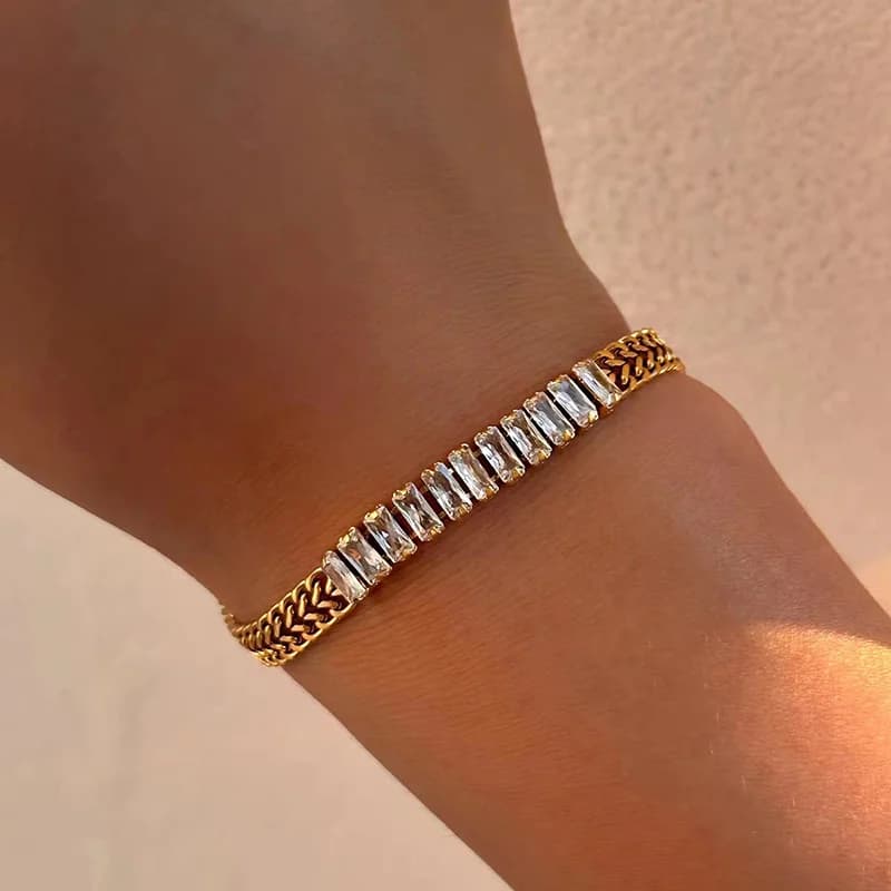 Sparkling Zirconia Chain Bracelet