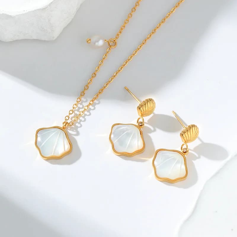 316L Stainless Steel White Stone Shell Dangle Earrings