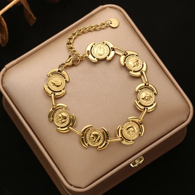 Pulseira Bangle com Corrente e Contas Douradas