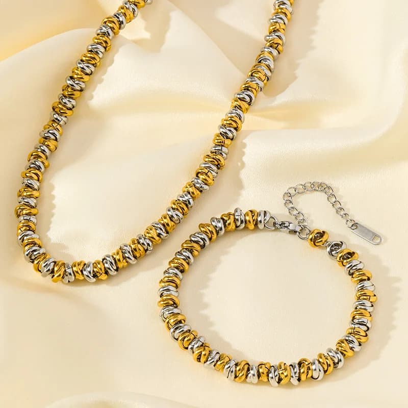 Conjunto Colar e Pulseira em Corrente Bicolor