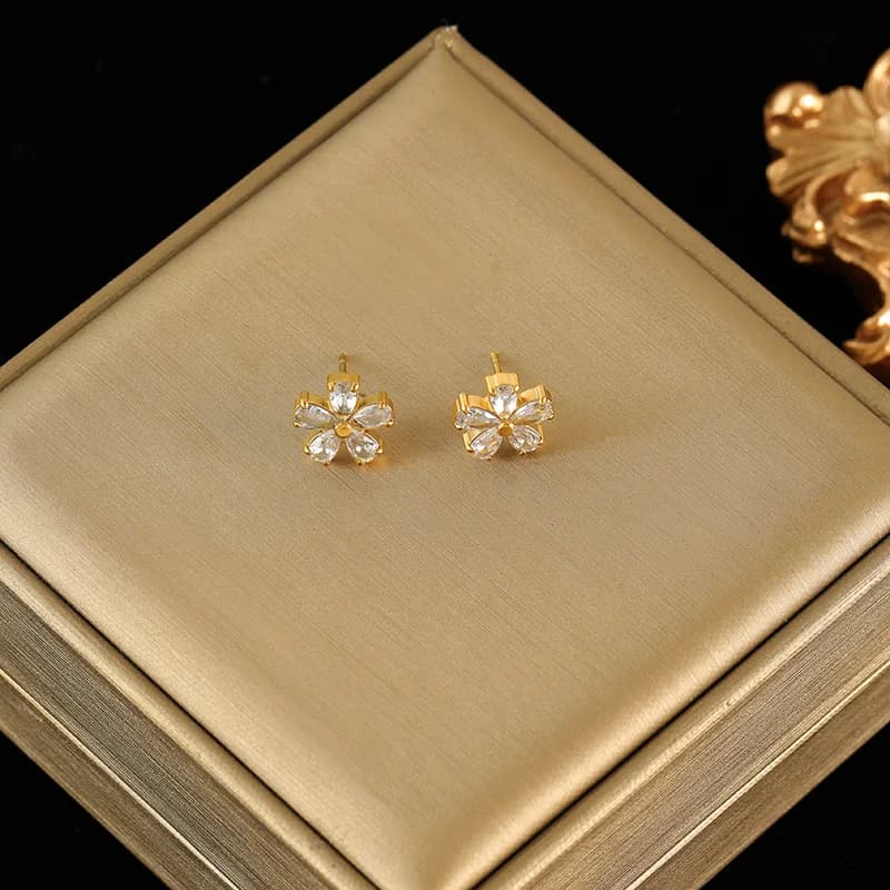 Conjunto de Joias Floral com Zircônia Branca