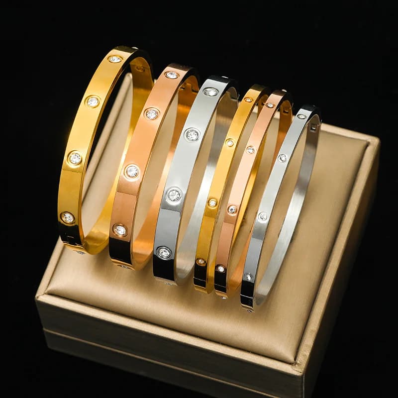 Bracelete Geométrico com Zircônia em 3 Cores