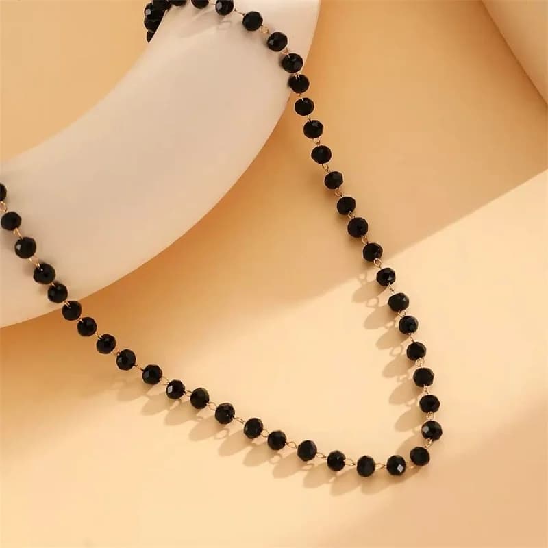 Conjunto de Colar e Pulseira com Contas Pretas
