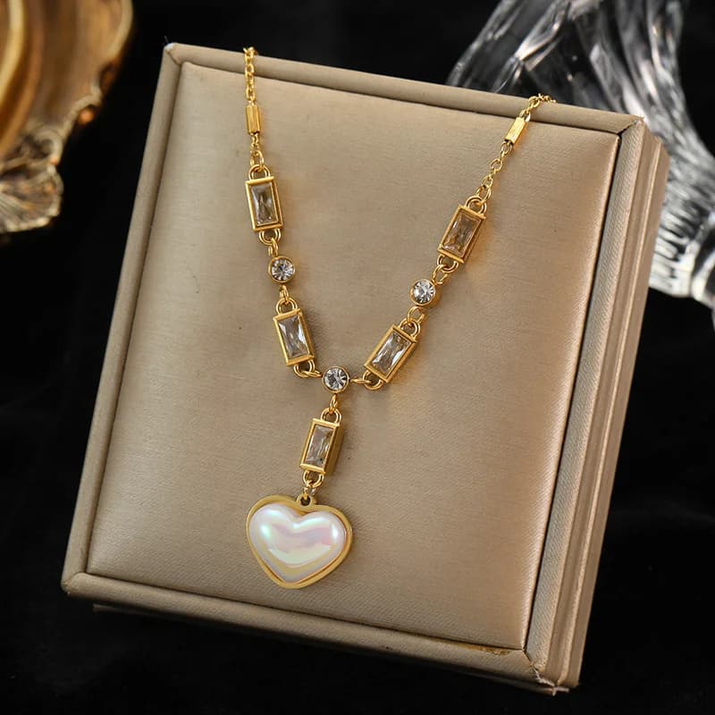 Colar com Pingente Quadrado Grande de Cristal Zircônia