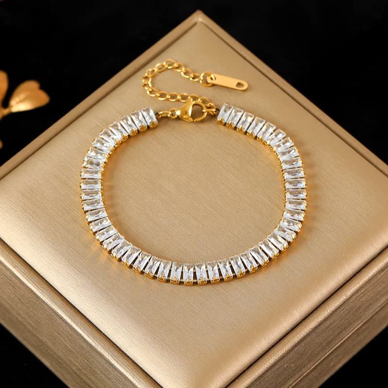 Pulseira de Aço Inoxidável Dourada com Zircônia em Camada Dupla