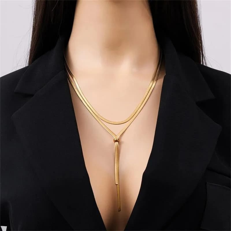 Colar Longo em Corrente Cobra Aço Inoxidável 316L Dourado com Tassel