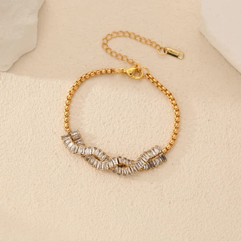 Twisted Zirconia Chain Bracelet
