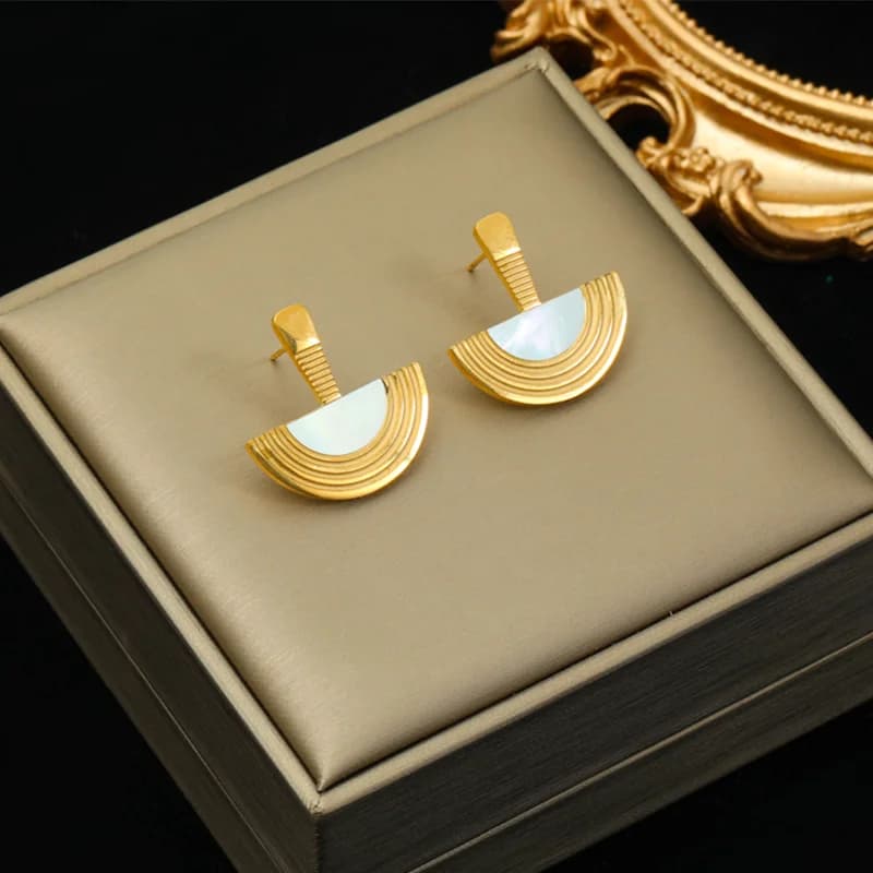 Geometric Semicircle Pendant Necklace and Earrings Set