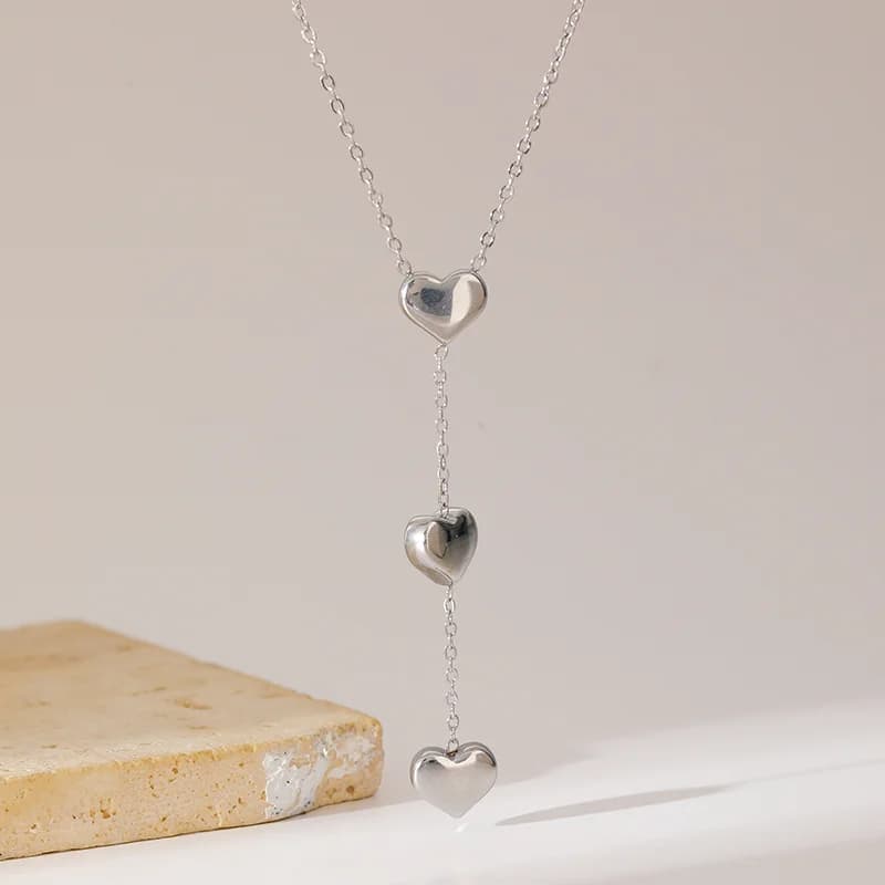Conjunto de Colar e Brincos com Coração Brilhante, Prata