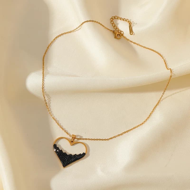 Black Sparkling Heart Pendant Necklace