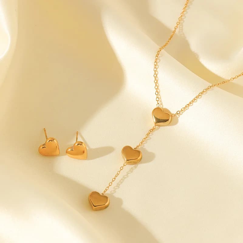 Conjunto de Colar e Brincos com Coração Brilhante, Prata
