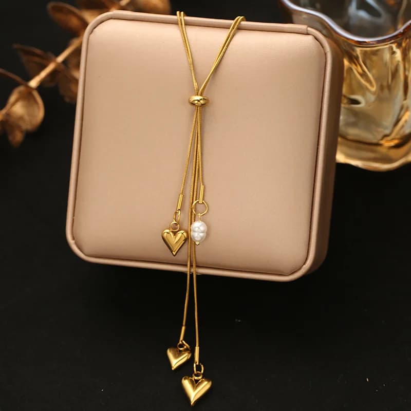 Colar com Pingente em Aço Inoxidável Dourado