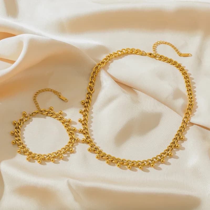 Conjunto de Choker e Pulseira de Corrente Grossa, Dourado