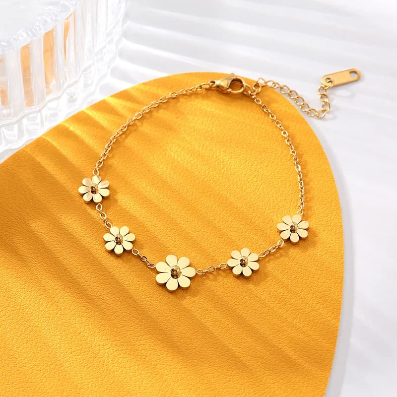 Pulseira Charm Pétalas de Flor, Cor Ouro
